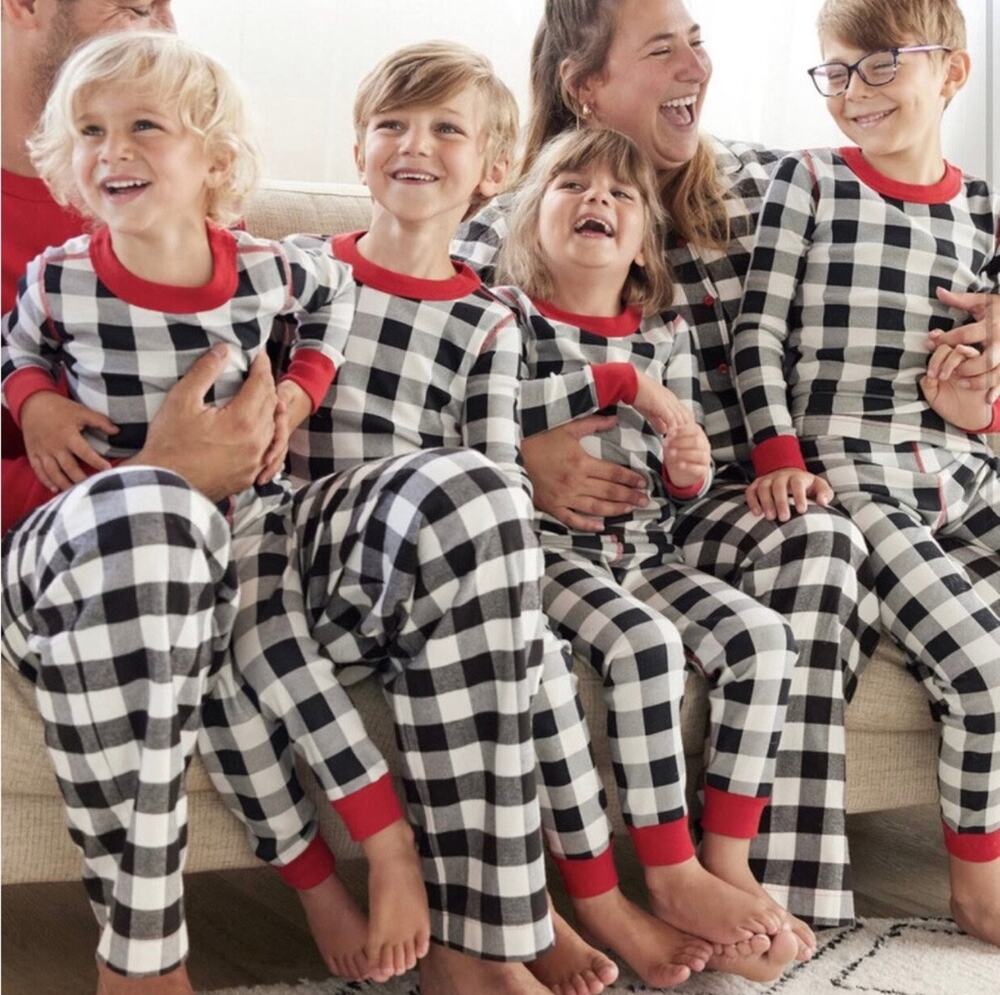 Hanna Andersson Long John Pajama Set buffalo check 100 Christmas